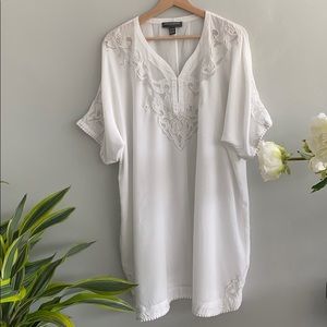 A Pea In The Pod maternity white coverup dress